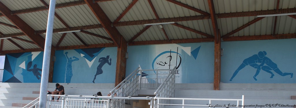 Du coté de Châtellerault : Inauguration de la Fresque de la Tribune du Club de Rugby Ovalie Grd Châtellerault&nbsp;Pleumartin