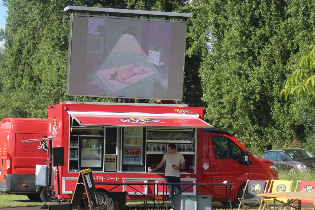 La Guinguette Éphémère Prolonge sa Saison en Août : Retransmission des JO et Concert au&nbsp;Programme